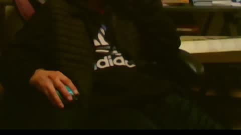 Snapshot of schnico chatting on October 22, 2025, 6:40 pm schmidti online show from October 22, 2025, 6:40 pm