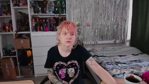 Snapshot of school_love chatting on March 27, 2026, 7:03 am Rina online show from March 27, 2026, 7:03 am
