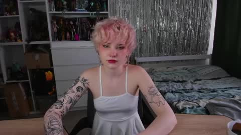 Snapshot of school_love chatting on March 27, 2026, 8:26 am Rina online show from March 27, 2026, 8:26 am