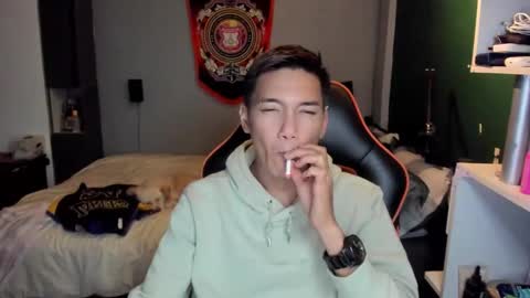 Snapshot of scorphoenix chatting on October 17, 2025, 9:17 pm Not Angelo online show from October 17, 2025, 9:17 pm