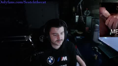 Snapshot of scotchthecat chatting on December 19, 2024, 11:25 pm Sup online show from December 19, 2024, 11:25 pm