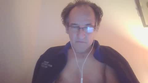 scotchwhieskie online show from December 2, 2024, 11:40 pm