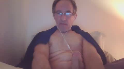 scotchwhieskie online show from February 2, 2025, 12:30 am