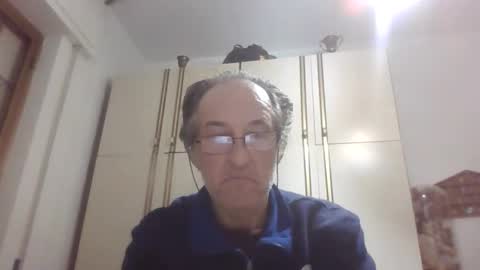 scotchwhieskie online show from October 31, 2025, 8:21 pm