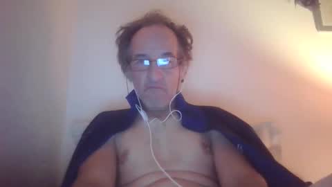 scotchwhieskie online show from November 30, 2025, 12:03 am