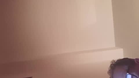 scotchwhieskie online show from April 12, 2026, 11:32 pm