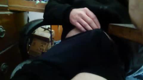 Snapshot of scott01092463171 chatting on December 15, 2025, 7:29 pm Goth witch69 online show from December 15, 2025, 7:29 pm