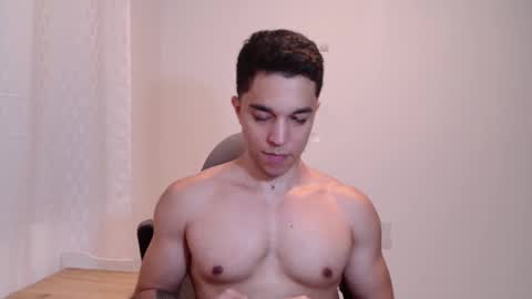 Snapshot of scott_brasher1 chatting on March 10, 2025, 4:07 am Twitter Scott brasher1 Instagram Camiloestuardo2 online show from March 10, 2025, 4:07 am