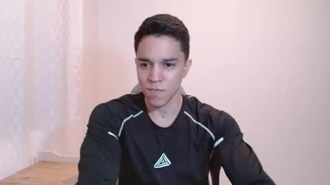 Snapshot of scott_brasher1 chatting on March 12, 2025, 2:09 am Twitter Scott brasher1 Instagram Camiloestuardo2 online show from March 12, 2025, 2:09 am