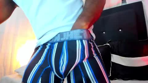 Snapshot of scott_michelle20 chatting on October 19, 2025, 12:17 pm SCOTT online show from October 19, 2025, 12:17 pm