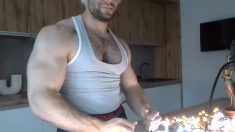 Snapshot of scottbarloow chatting on December 17, 2025, 1:50 pm scottbarloow online show from December 17, 2025, 1:50 pm