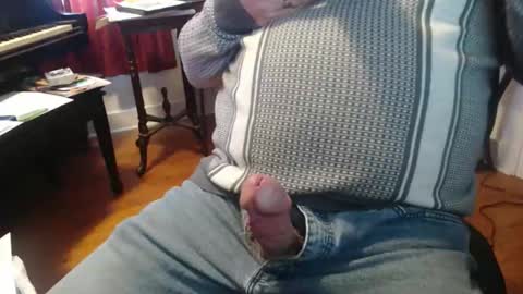 Snapshot of scottbearfun chatting on February 4, 2026, 4:24 pm scottbearfun online show from February 4, 2026, 4:24 pm