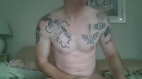 scottiehottie42 online show from September 17, 2025, 8:32 pm