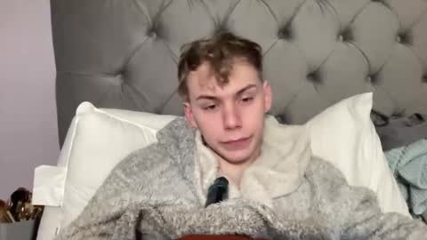 Snapshot of scottish_twink01 chatting on January 20, 2025, 1:28 am danny online show from January 20, 2025, 1:28 am