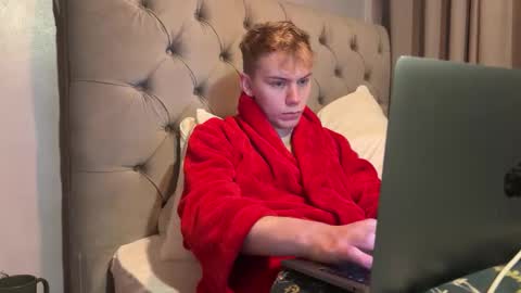 Snapshot of scottish_twink01 chatting on January 27, 2025, 12:54 am danny online show from January 27, 2025, 12:54 am