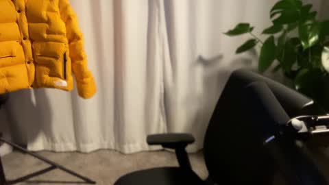 Snapshot of scottybeam chatting on December 4, 2024, 11:52 am Scotty online show from December 4, 2024, 11:52 am