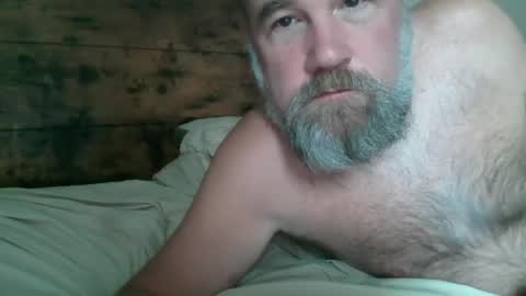 Snapshot of scottybobbit chatting on September 28, 2025, 2:44 pm Scott online show from September 28, 2025, 2:44 pm