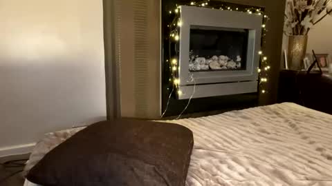 Scouse Lexi  online show from April 18, 2026, 7:58 pm