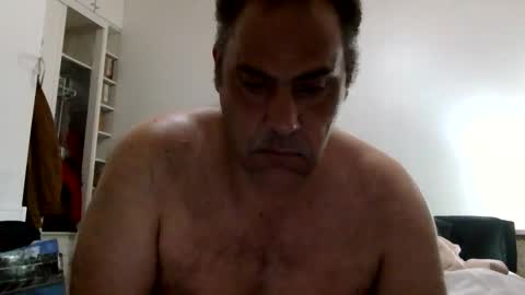 Snapshot of scubi007 chatting on October 1, 2025, 9:43 pm scubi007 online show from October 1, 2025, 9:43 pm