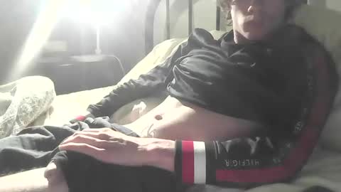 Snapshot of sdseventy chatting on December 24, 2024, 6:33 am ObvHype online show from December 24, 2024, 6:33 am