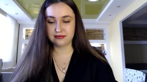 Elizabeth  online show from February 15, 2025, 10:00 am