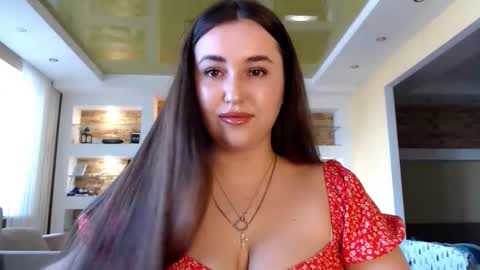 Elizabeth  online show from February 24, 2025, 12:26 pm