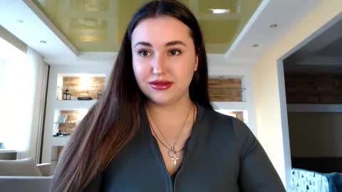 Elizabeth  online show from March 4, 2025, 10:57 am