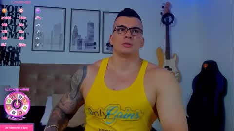 Sean Carrera online show from December 17, 2025, 3:12 am