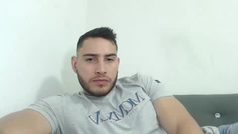 seank_noszka online show from November 30, 2025, 10:36 pm