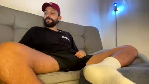 Snapshot of seanpablosanz chatting on November 18, 2025, 11:47 am Sean pablo Sanz online show from November 18, 2025, 11:47 am