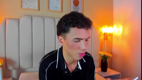 Sean online show from September 17, 2025, 3:41 am