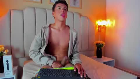 Sean online show from October 11, 2025, 4:22 am