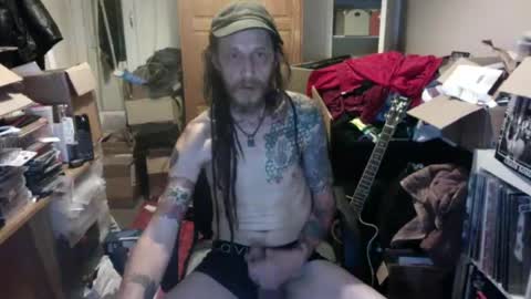 Snapshot of seasidesteve71 chatting on July 7, 2026, 12:13 am seasidesteve71 online show from July 7, 2026, 12:13 am