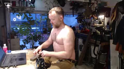 Seattlemanwhore online show from April 16, 2026, 2:29 pm