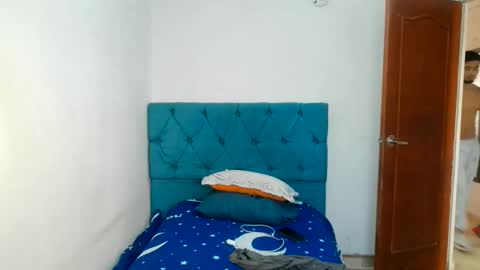 Snapshot of sebas_baby chatting on June 10, 2026, 9:46 pm SEBASTIAN online show from June 10, 2026, 9:46 pm