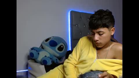 sebas_ross04 online show from December 14, 2025, 11:09 pm