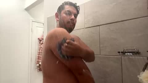 sebasbilbao7 online show from April 12, 2026, 11:54 pm