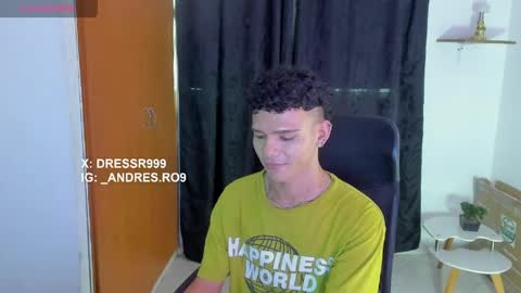 Snapshot of sebascuterouss chatting on April 18, 2026, 7:07 pm sebas 3 online show from April 18, 2026, 7:07 pm