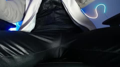 Sebastian online show from November 24, 2025, 10:15 am