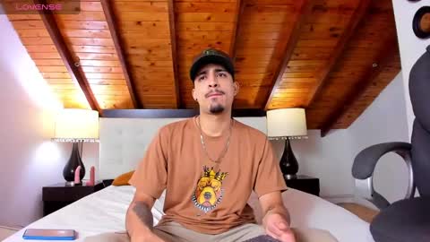 Snapshot of sebastian_berne chatting on February 16, 2025, 7:16 pm Sebastian Berne online show from February 16, 2025, 7:16 pm