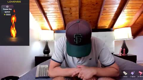 Snapshot of sebastian_berne chatting on November 5, 2025, 6:41 pm Sebastian Berne online show from November 5, 2025, 6:41 pm