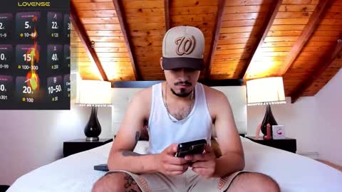 Snapshot of sebastian_berne chatting on November 19, 2025, 7:14 pm Sebastian Berne online show from November 19, 2025, 7:14 pm