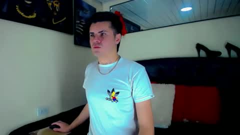 Sebastian online show from November 5, 2025, 3:56 pm