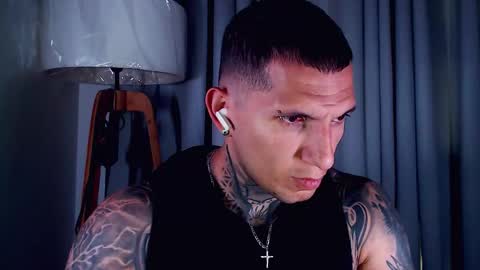 Snapshot of sebastian_muss chatting on October 5, 2025, 12:58 pm Sebastian online show from October 5, 2025, 12:58 pm