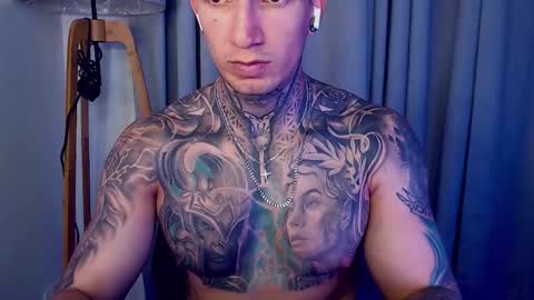 Snapshot of sebastian_muss chatting on October 13, 2025, 1:55 pm Sebastian online show from October 13, 2025, 1:55 pm