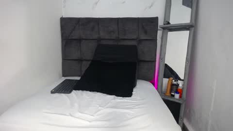 sebastian n alinson online show from December 2, 2024, 3:15 am