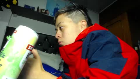 Snapshot of sebastian_posse chatting on April 28, 2026, 2:10 am Myystiic online show from April 28, 2026, 2:10 am