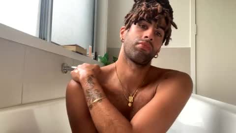 Snapshot of sebastianalll chatting on January 2, 2025, 6:29 am sebastianalll online show from January 2, 2025, 6:29 am