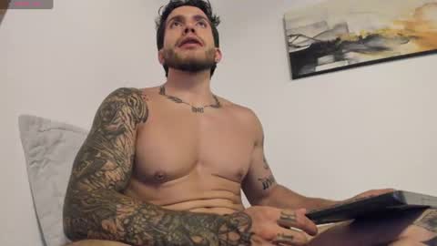Snapshot of sebastianortizm chatting on July 6, 2026, 3:03 am Lucian Sinclair online show from July 6, 2026, 3:03 am
