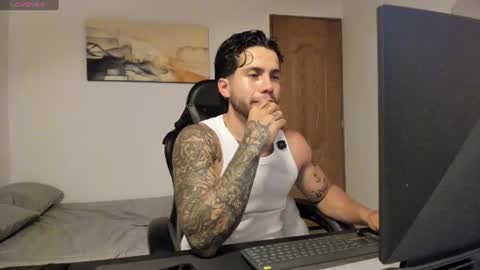 Snapshot of sebastianortizm chatting on July 26, 2026, 2:42 am Lucian Sinclair online show from July 26, 2026, 2:42 am